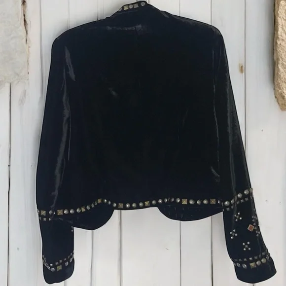 Double D Ranch Velvet Embellished Black Studded Gem Western Jacket. - Picture 4 of 12